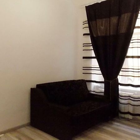 Apartment At Teodora Sqr 리비프 외부 사진
